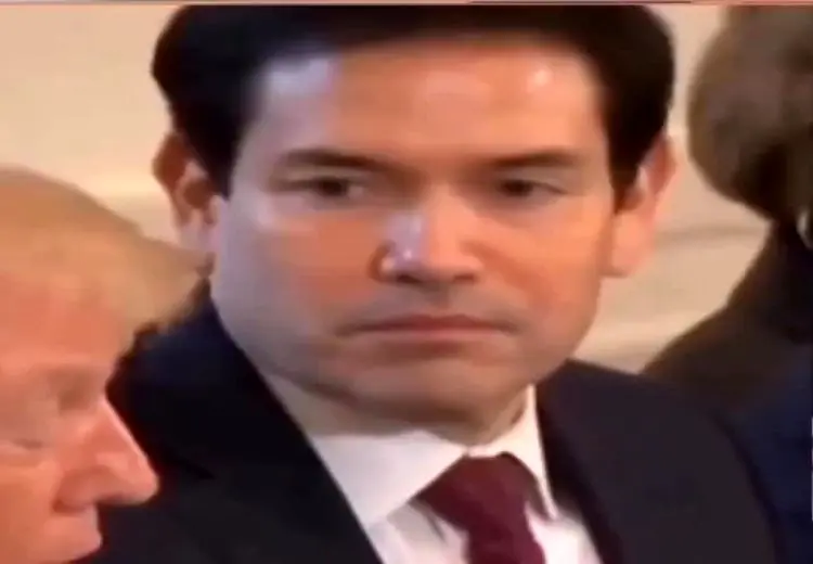 سوتی و دهن‌لقی عجیب ترامپ 