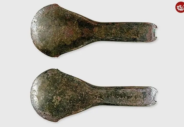 کشف تبر ۳۵۰۰ ساله توسط یک جستجوگر آماتور + عکس