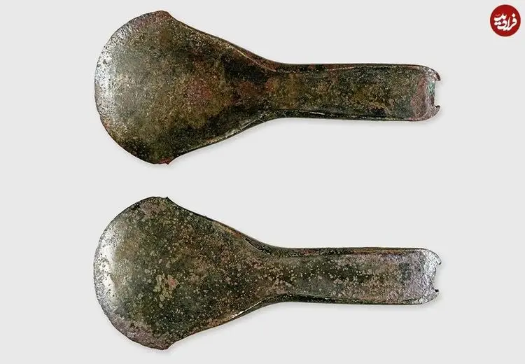 کشف تبر ۳۵۰۰ ساله توسط یک جستجوگر آماتور + عکس