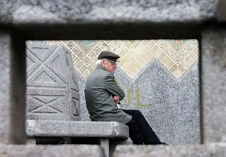 همسان سازی حقوق بازنشستگان به امسال نرسد سه وزیر را استیضاح می کنیم