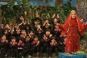 ملیکا زارعی: یک بار دیگر وطن را برای فرزندانمان تعریف کنیم