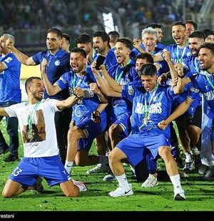 شادی استقلالی ها 