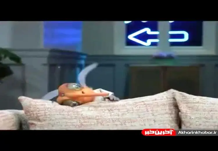 فیلم | عیدی نازنین بیاتی به پشه در مهمونی
