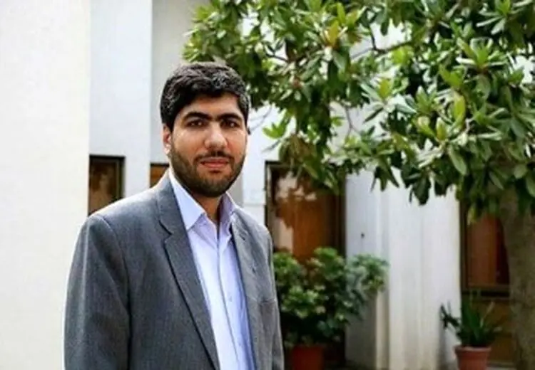 نروترین مدیر دولتی از کابینه خارج می‌شود؟