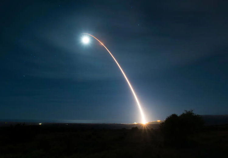 آمریکا موشک قاره پیمای «مینوتمن۳» را آزمایش کرد 