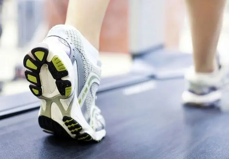 بدون رفتن به باشگاه ورزشی لاغر شوید!