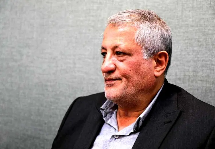 محسن هاشمی خطاب به زاکانی: وقتی ناوگان عمومی با فرسودگی و کمبود شدید مواجه است، چه اصراری به ساخت مسجد است؟