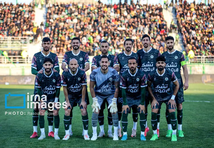 ذوب‌آهن با سه تغییر آماده متوقف کردن پرسپولیس