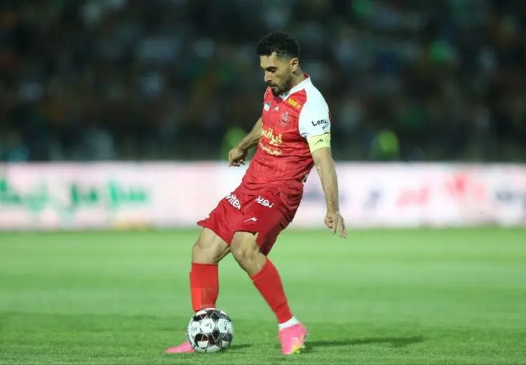 امید عالیشاه مصدوم شد