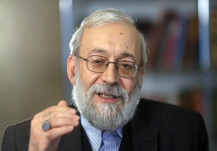 محمدجواد لاریجانی: رفراندوم حجاب خلاف قانون اساسی است‌/ در امریکا اگر خانمی در بانک برهنه باشد جلوی بانک او را می گیرند