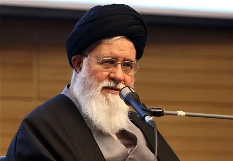 علم الهدی: در مجازات دشمن نباید شتاب‌زده عمل کرد