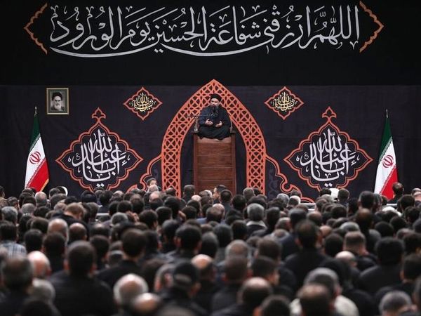 برگزاری مراسم شب تاسوعا در بیت رهبری