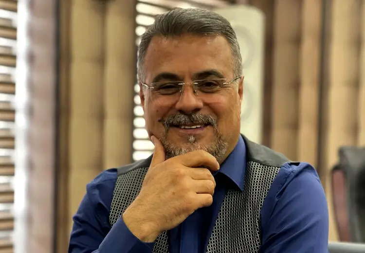 مدیرعامل استقلال غزل خداحافظی را می‌خواند
