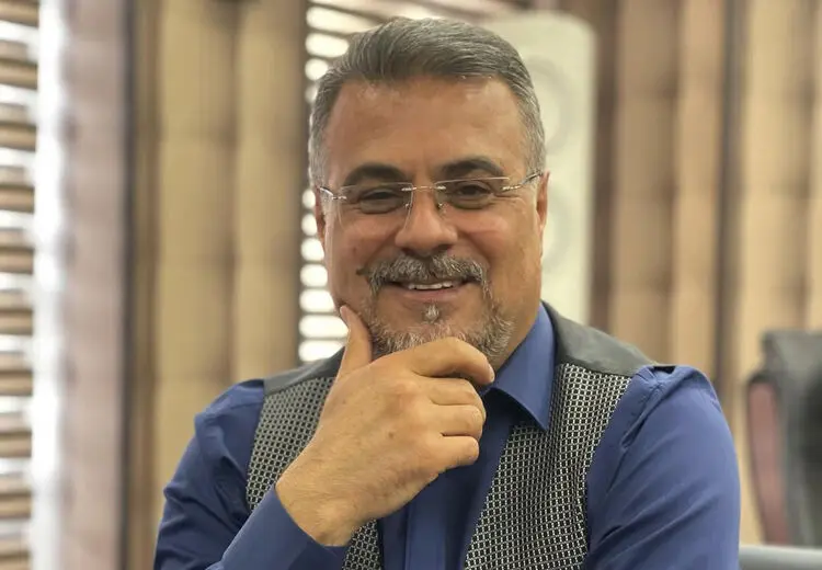 مدیرعامل استقلال غزل خداحافظی را می‌خواند