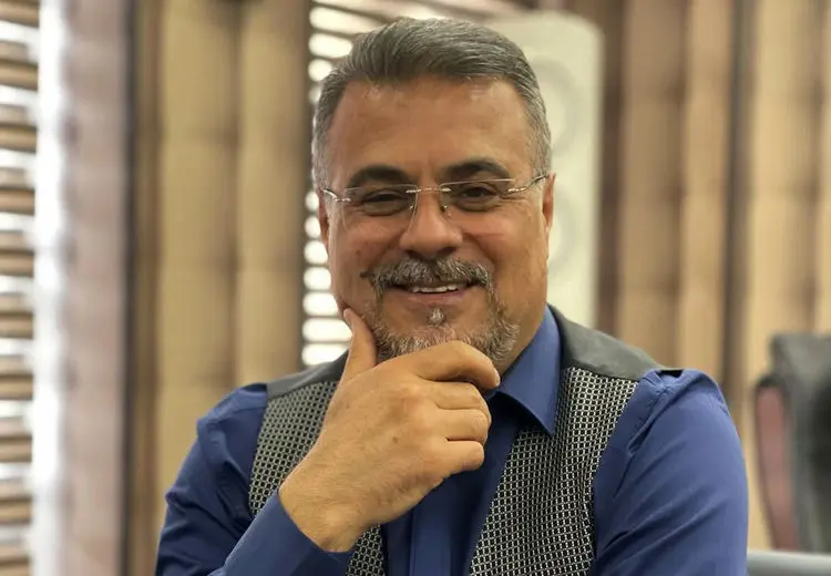 مدیرعامل استقلال غزل خداحافظی را می‌خواند