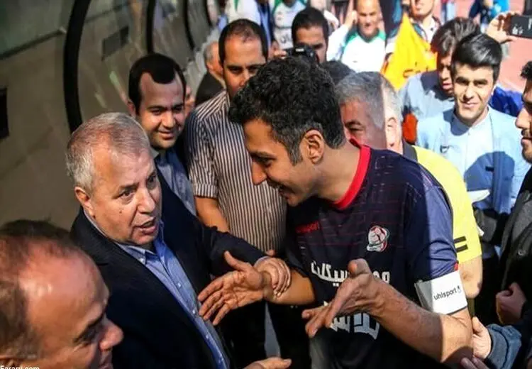 ملاقات شبانه عادل فردوسی‌پور با علی پروین 