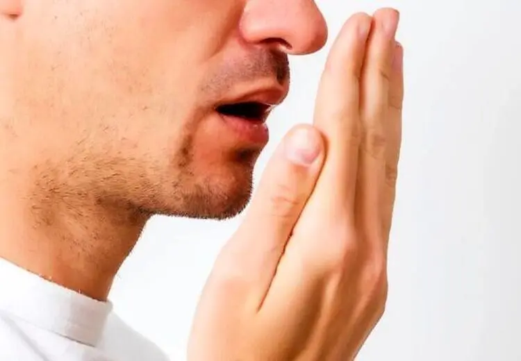 ۱۰ راهکار ساده برای رفع بوی بد دهان