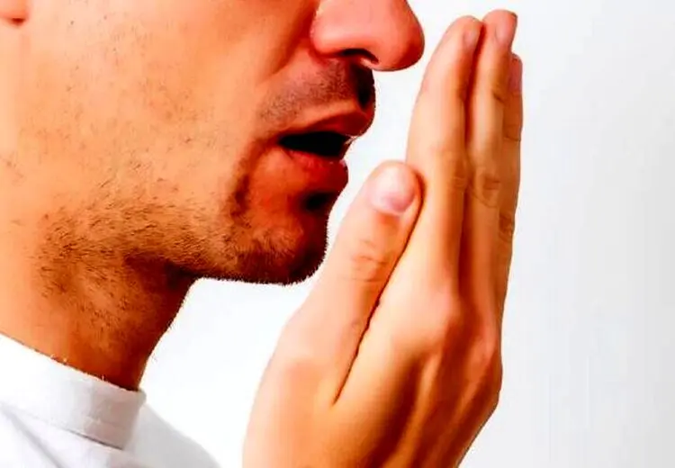 ۱۰ راهکار ساده برای رفع بوی بد دهان