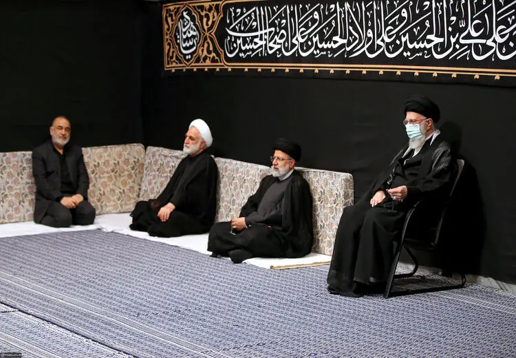 مراسم عزاداری شب تاسوعای حسینی با حضور رهبر انقلاب