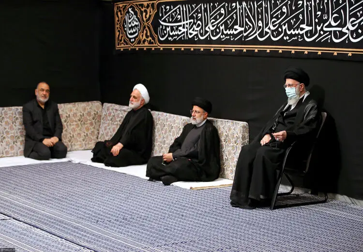 مراسم عزاداری شب تاسوعای حسینی با حضور رهبر انقلاب