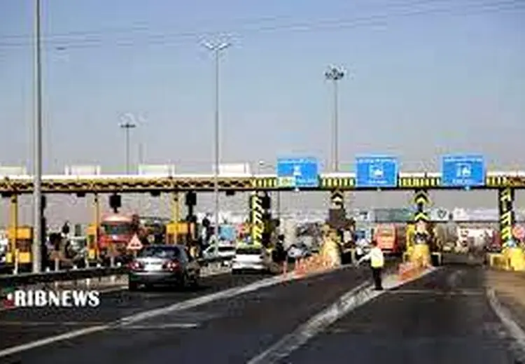 دریافت عوارض در ۶ آزادراه کشور، دستی شد