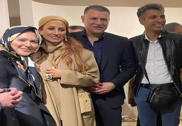 علی دایی و همسرش در عکس یادگاری کنار عادل فردوسی‌پور 