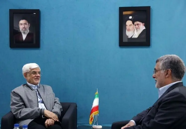 عارف: تقویت زنجیره تأمین دارو و تجهیزات پزشکی از اولویت‌های اصلی است