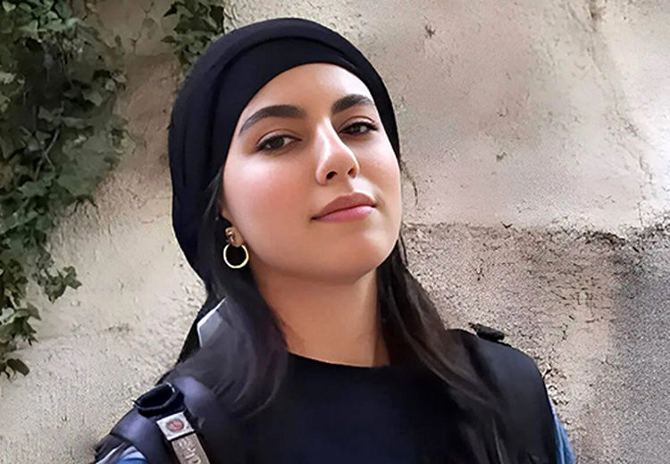 گزارش روزنامه شرق از حال و هوای خانه الهه: به ما گفته‌اند مصاحبه نکنیم، گفته‌اند هیچ کاری نکنیم