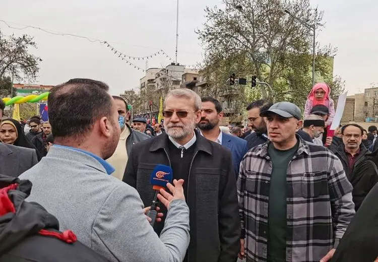 لاریجانی: به نتیجه مذاکرات امیدوار هستیم