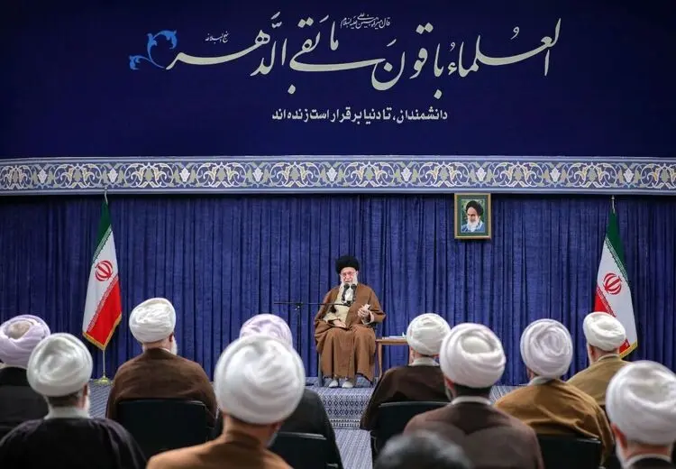 رهبر انقلاب: امروز نیازمند پایگاه فکری تهاجمی برای پاسخ به شبهات هستیم