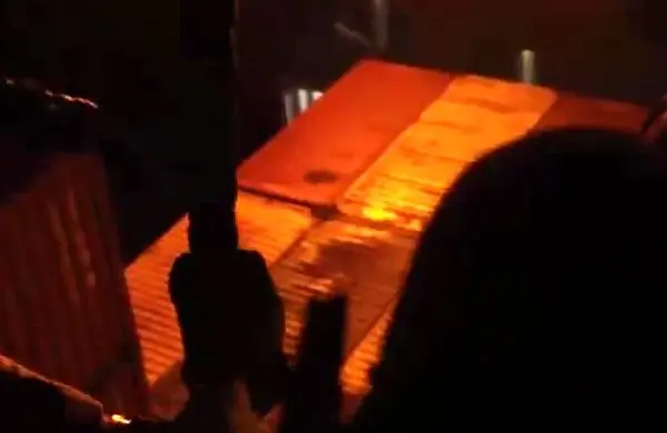 لحظه ورود نیروهای آمریکای به کشتی ایرانی توسکا