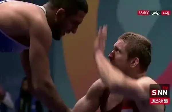 پاسخ زشت حریف تاجیکی به دلجویی رحمان عموزاد