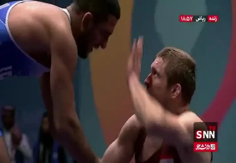 پاسخ زشت حریف تاجیکی به دلجویی رحمان عموزاد