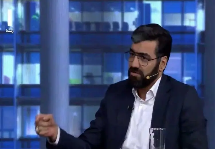 مدیر شبکه چهار: سروش صحت، علیخانی و رامبد جوان ممنوع‌الکار نیستند، جرأت ندارند به تلویزیون بیایند! + فیلم
