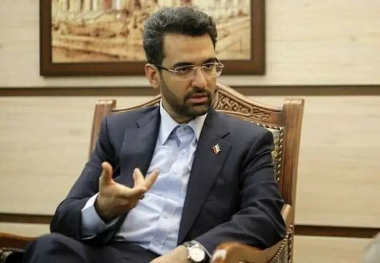 واکنش آذری جهرمی به بازگشت گشت ارشاد به خیابان‌ها: گسترش اسلام با زور و شمشیر سیره رسول گرامی و امیر ما علی(ع) نبود. 