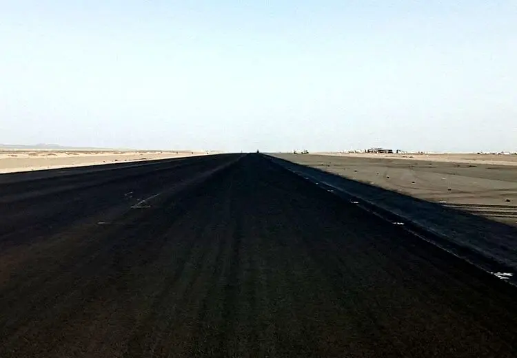 باند فرودگاه شهرکرد مورد حمله هوایی قرار گرفت
