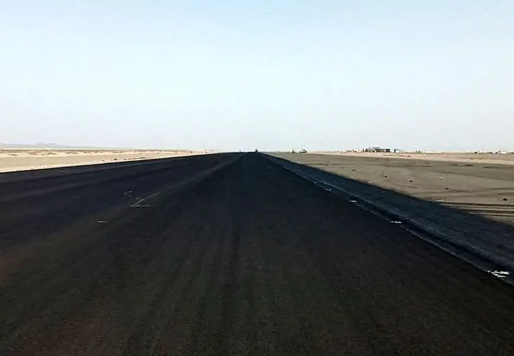 باند فرودگاه شهرکرد مورد حمله هوایی قرار گرفت