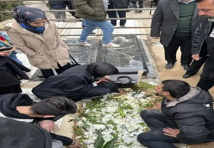 اولین تصویر از محل خاکسپاری رضا رویگری
