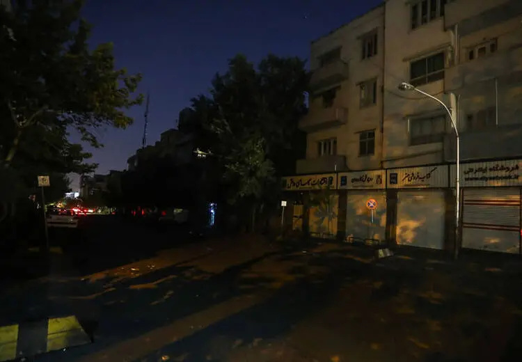 افشای پشت‌پرده قطع ناگهانی برق در روز پنجشنبه!