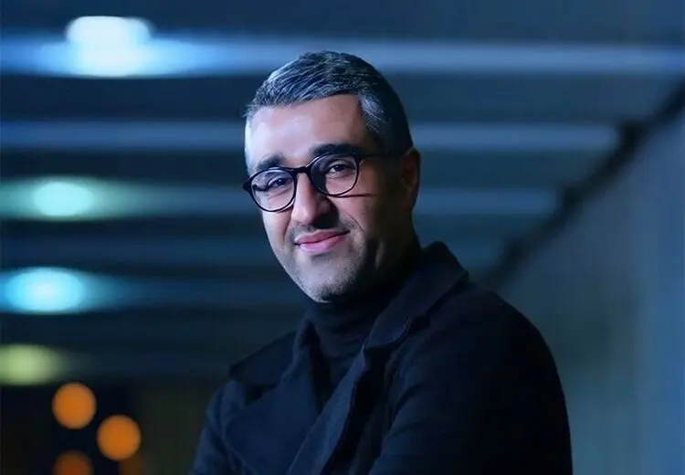 پژمان جمشیدی از کشور خارج شد + عکس