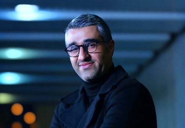 پژمان جمشیدی از کشور خارج شد + عکس