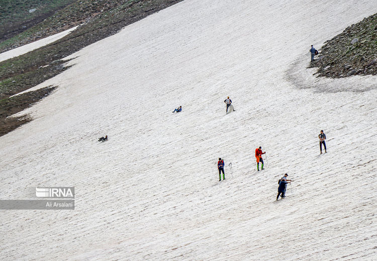 جسد دو کوهنورد پیدا شد/جستجو برای پیدا کردن بقیه اجساد در ارتفاعات سن بران