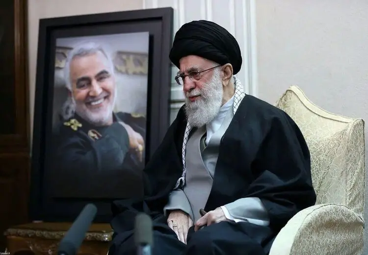 خبر شهادت سردار سلیمانی را چه کسی به رهبر انقلاب داد؟