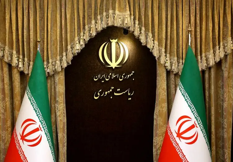 چرا دولت باید حقوق و هزینه دستگاه هایی را پرداخت کند که هیچکس از دخل و خرج شان سر در نمی‌آورد؟
