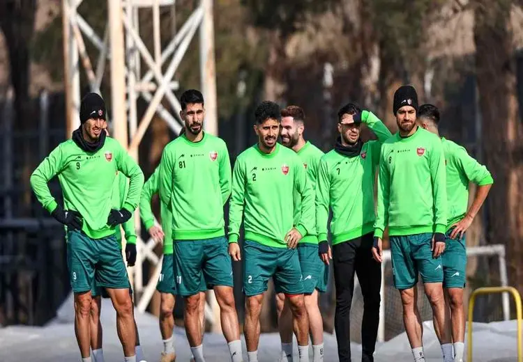 رونمایی از پوستر باشگاه پرسپولیس برای بازی مقابل تراکتور + عکس