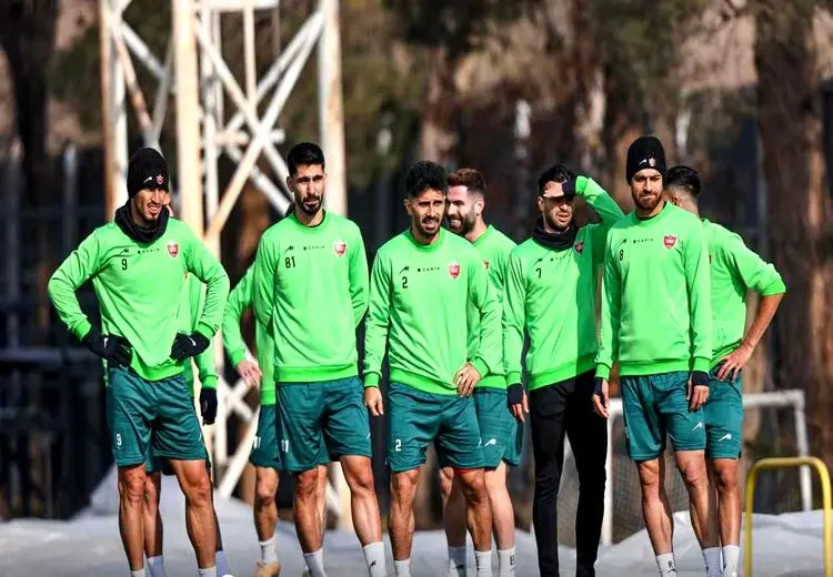 تمدید قرارداد ورزشگاه آزادی و پرسپولیس تا پایان سال ۱۴۰۵