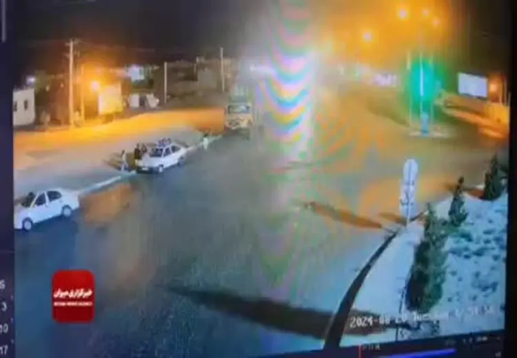  لحظه واژگونی اتوبوس زائران پاکستانی در یزد