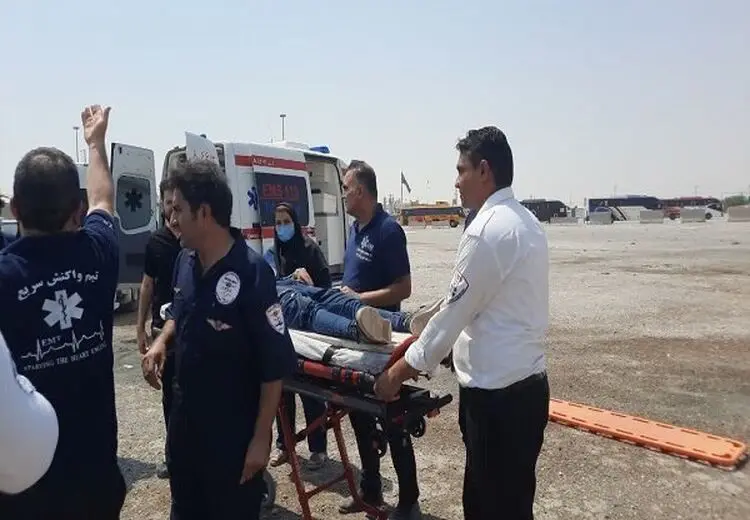 ۳ کشته و ۲۶ مجروح براثر واژگونی خودروی حامل اتباع بیگانه غیرمجاز