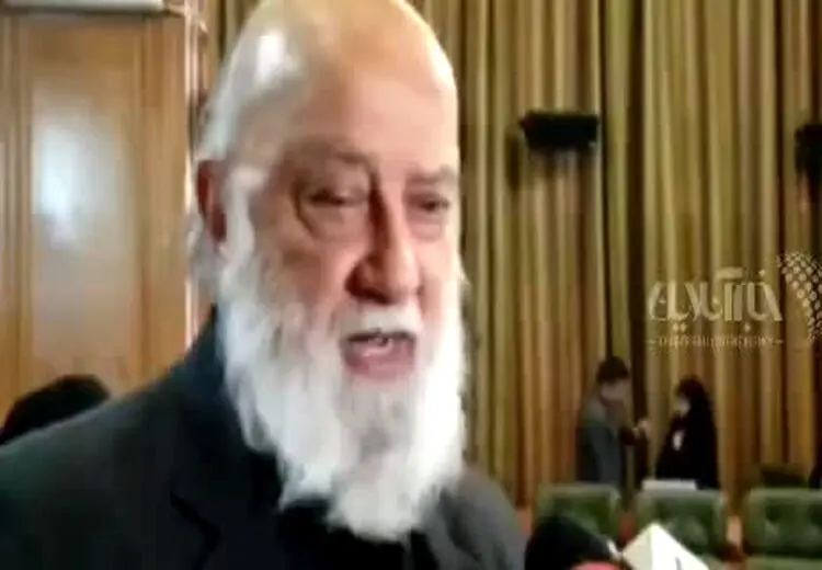 چمران: موضوع باغات محرمانه است، مسائل داخلی خودمان است، توضیح نمی‌دهم! / فیلم