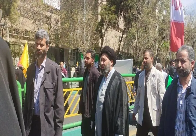 حضور فرزند رهبر انقلاب در راهپیمایی روز قدس